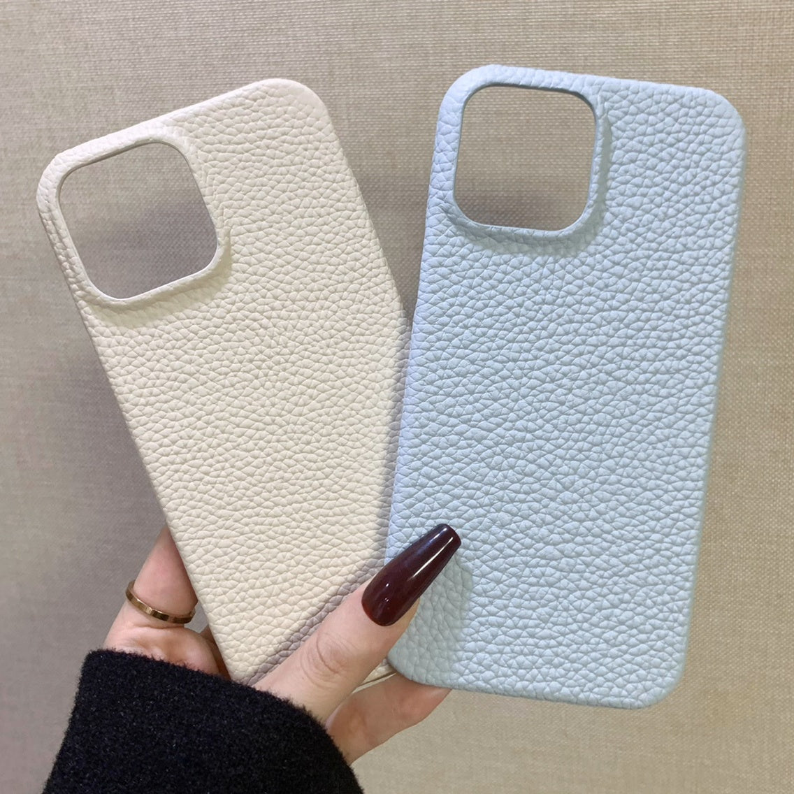 Hand-Crafted Vanilla White & Powder Blue Leather Phone Case – Compatible with iPhone 14 Series