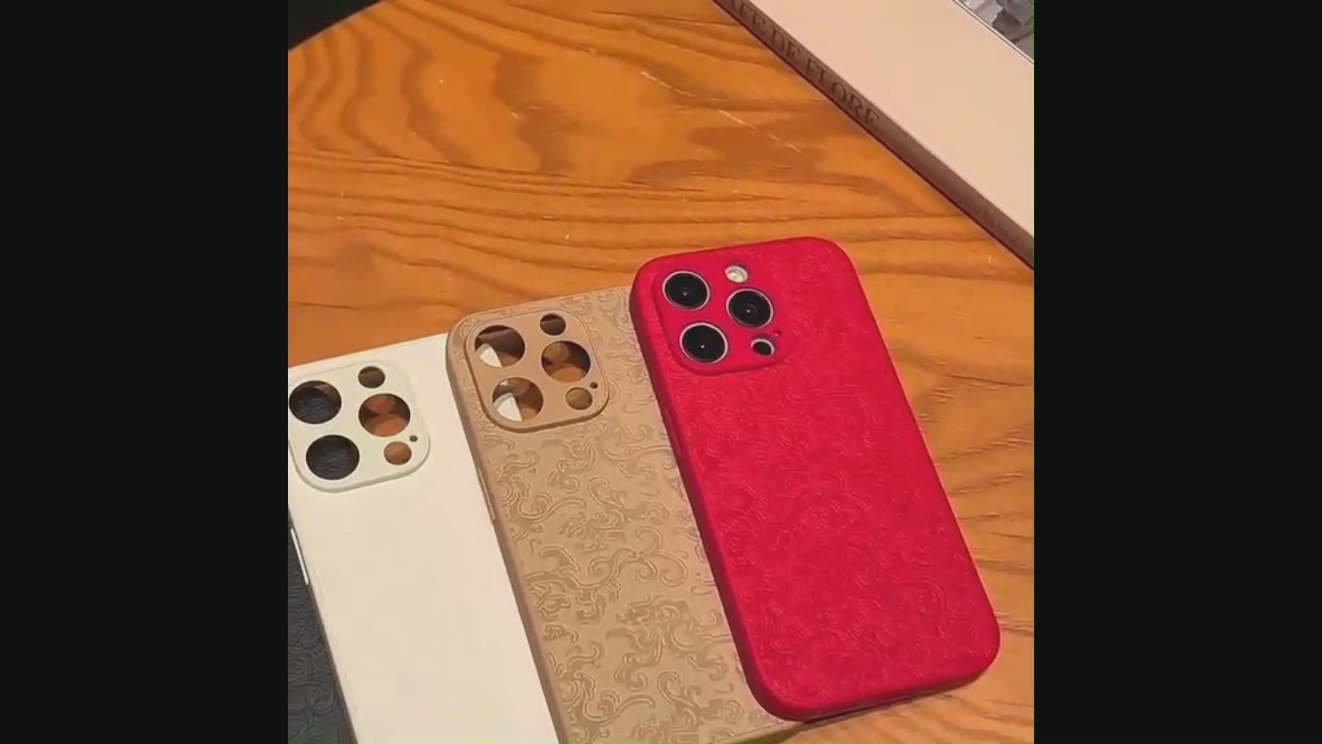 Traditional Chinese-Inspired Faux Leather Phone Case – iPhone 16 Series